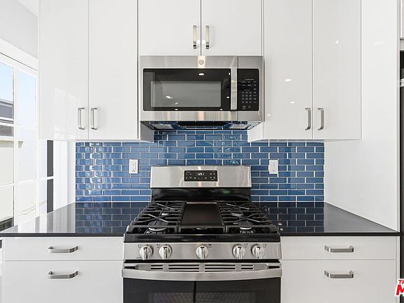 4th image of 222 N New Hampshire Ave #224