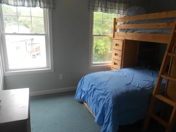23 Warren Ave, Warwick, RI 02889
