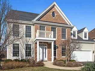 2628 E Walnut Ct, Woodridge, IL 60517