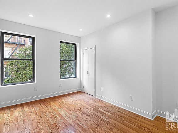 3rd image of 331 E 81st St APT 3FE