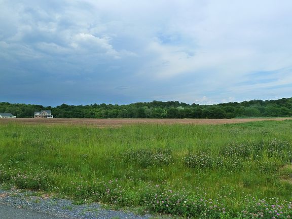 3rd image of Bella Terra Drive