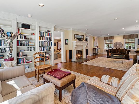 4th image of 11 Mamaroneck Road