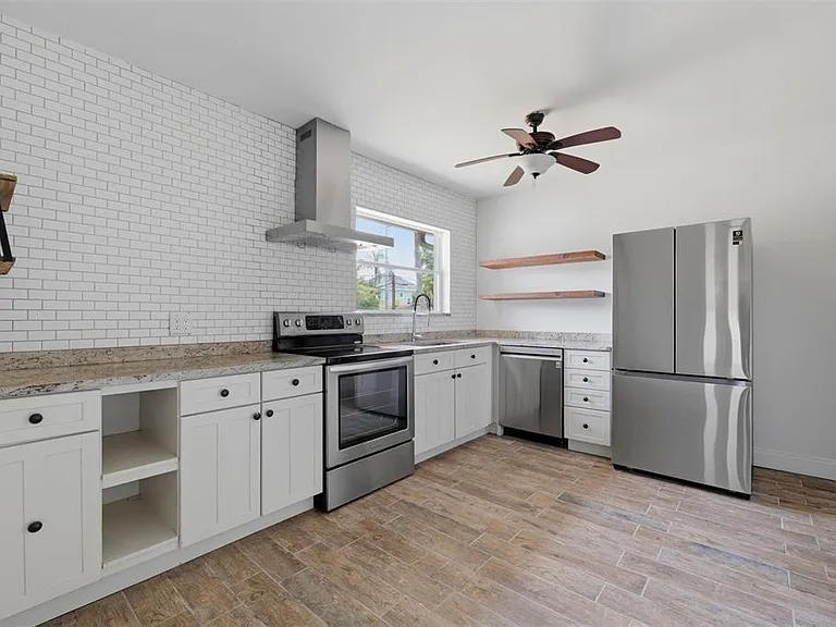 3030 5th St N #A — Photo 3
