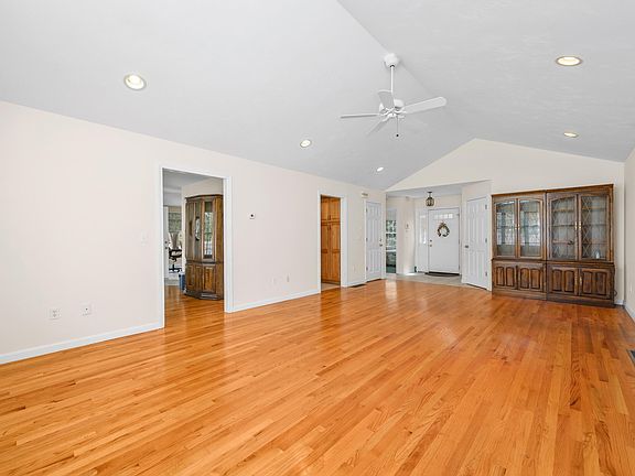 5th image of 8 Marlboro Road