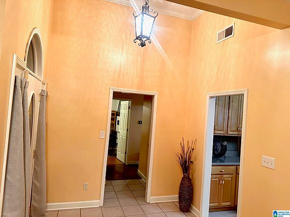 3rd image of 5793 Riverbirch Dr