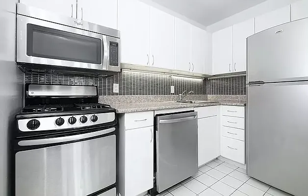 Rented by REAL New York | media 4