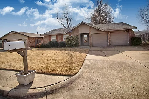 620 Winding Ln Photo 1