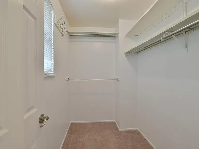 11426 W Florida Pl — Photo 5
