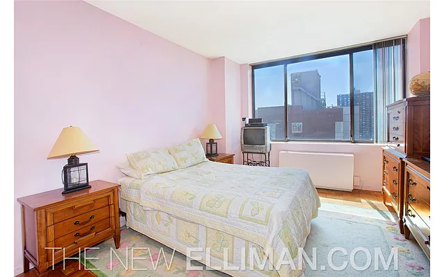 Sold by Douglas Elliman | media 4