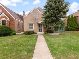 2756 W 96th St, Evergreen Park, IL