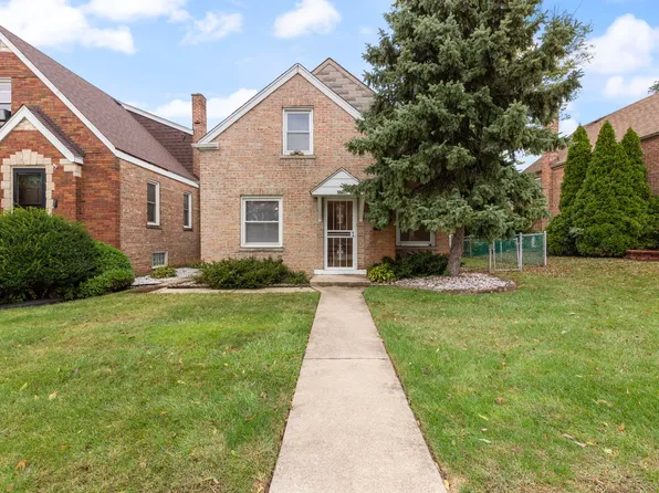 2756 W 96th St, Evergreen Park, IL 60805