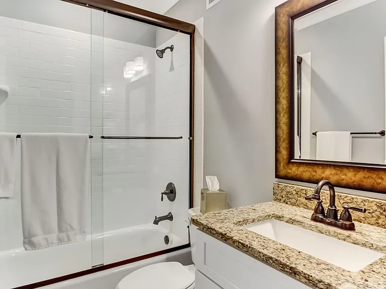 712 Tattnall St — Photo 23