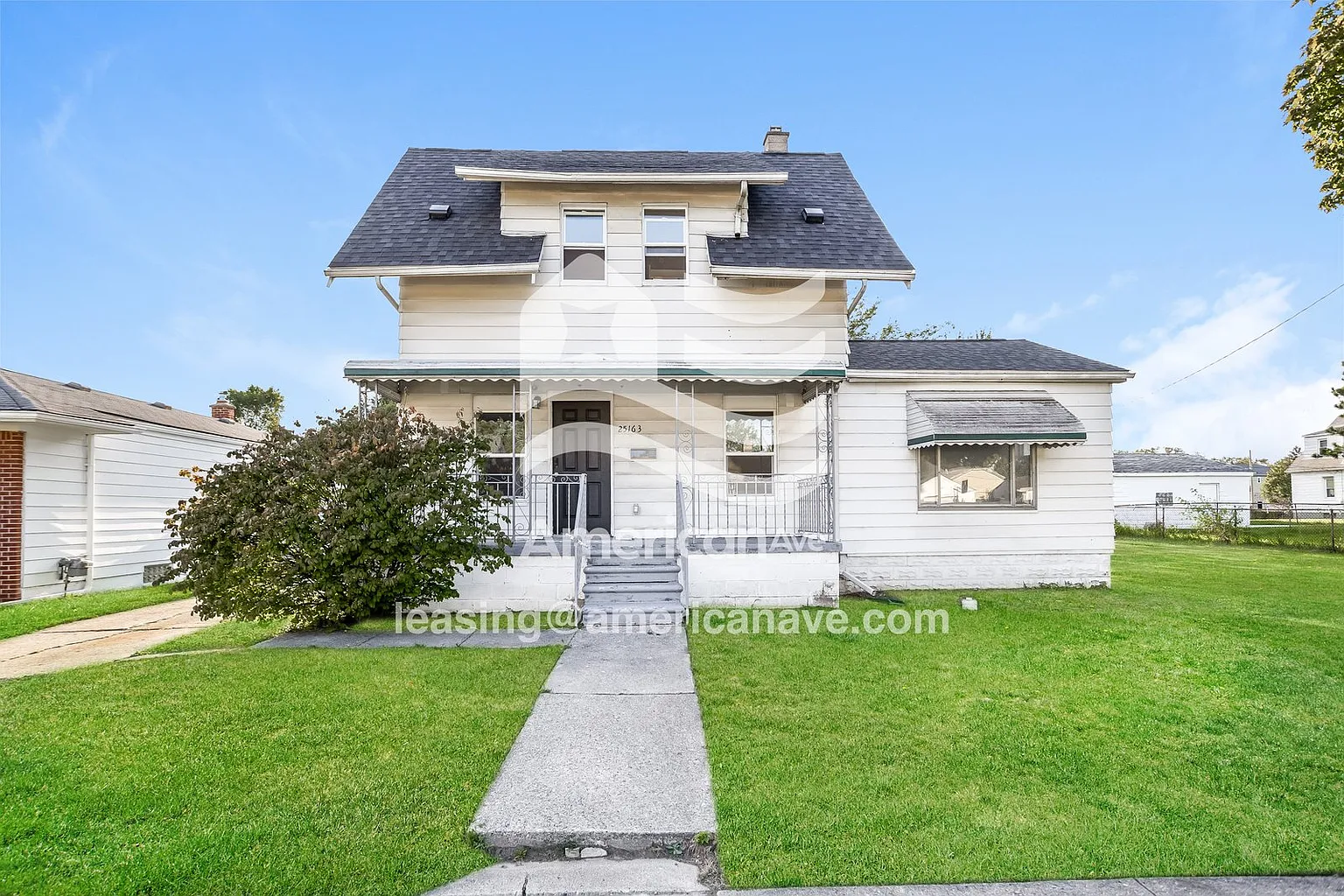 25163 Pearl St photo 1