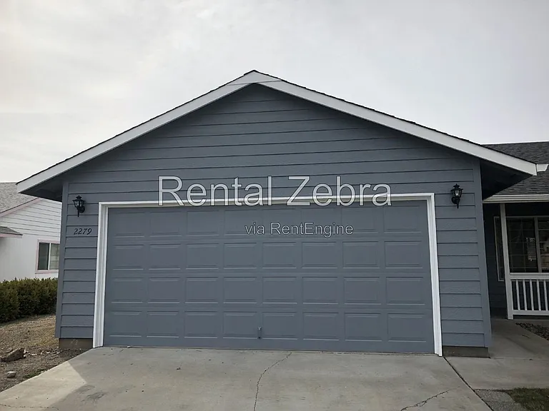 2279 NE Cherry Loop — Photo 17