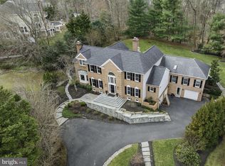 1202 Tottenham Ct, Reston, VA 20194