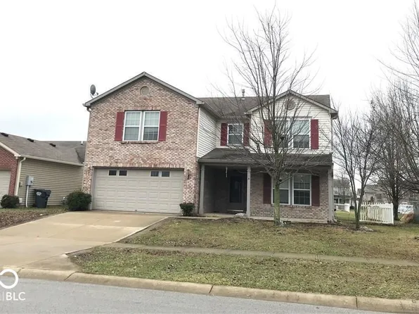 2897 Sentiment Ln, Greenwood, IN 46143
