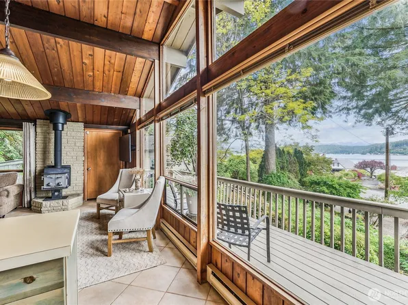 8310 E State Route 106, Union, WA 98592