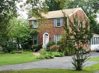 6805 Carolyn Rd, Louisville, KY 40214