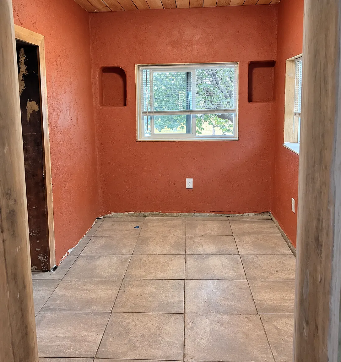 3 bed, 1100 sqft, $1,500 — Photo 2