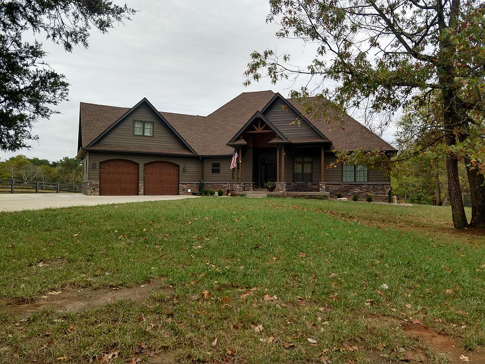1st image of 1834 Bogard Ln