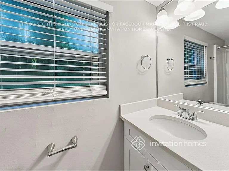 1537 Spruce Ridge Ct — Photo 16