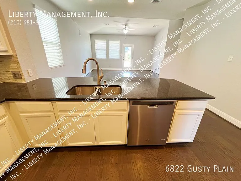 6822 Gusty Pln — Photo 3