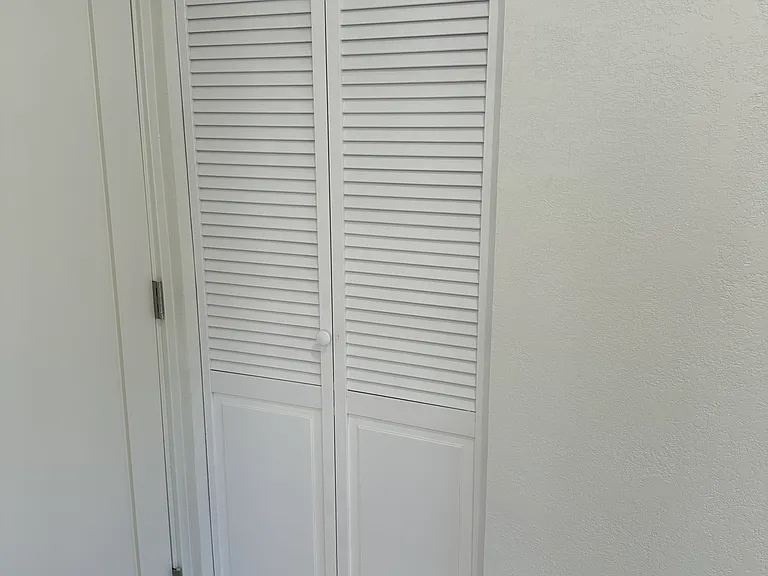 215 Sinclair Ave #215 — Photo 16