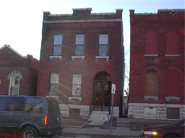 3247 Michigan Ave photo 1