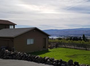 3407 Mari Lane Dr, Wenatchee, WA 98801