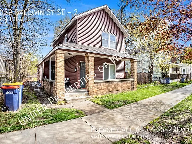 1039 Baldwin St SE #2 — Photo 1