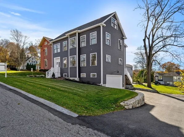 23 Ward St #A, Woburn, MA 01801