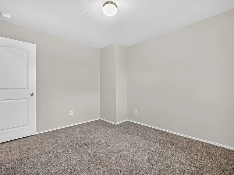 2330 Georgina Falls Dr — Photo 24