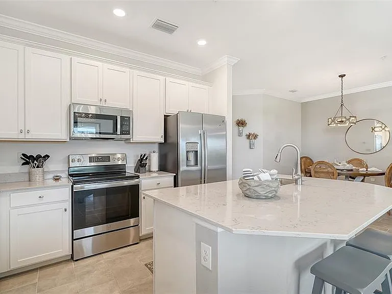 18114 Gawthrop Dr #308 — Photo 14