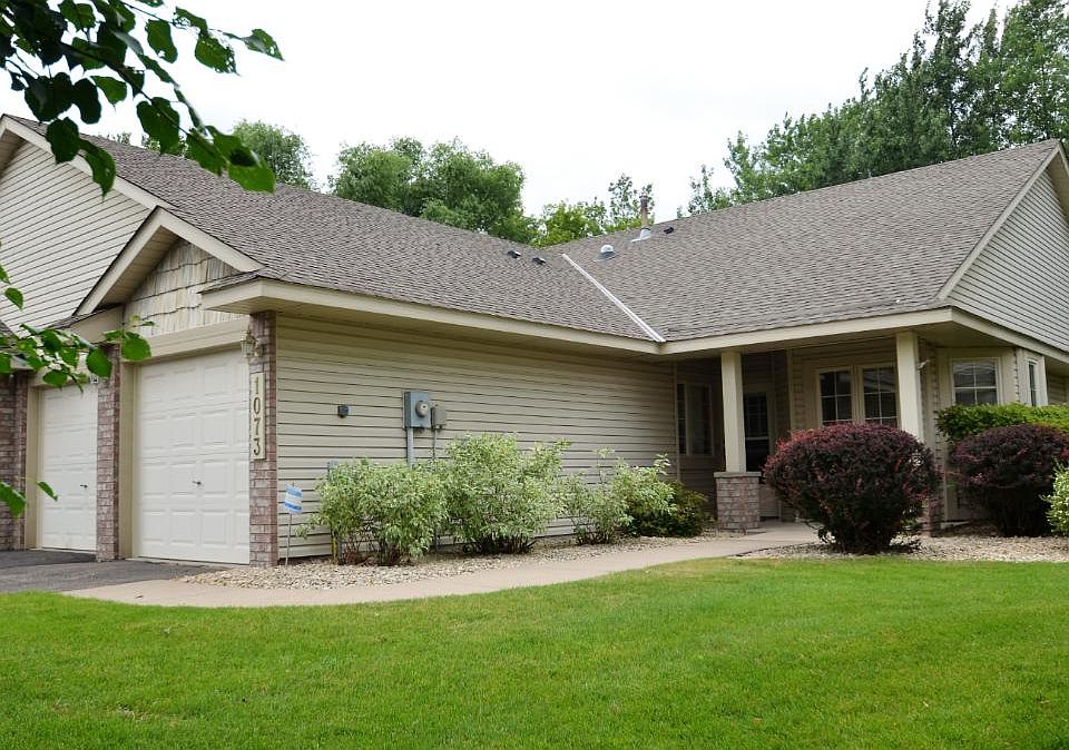 1st image of 1073 Harriet Ln