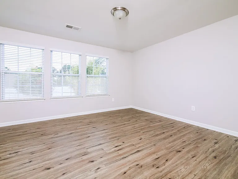 117 Preakness Farm Dr — Photo 14