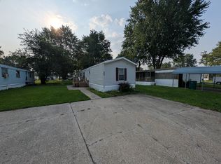 339 Country Elms Est #339, Galesburg, IL 61401