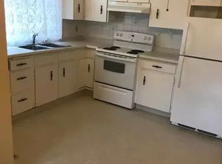 1419 42nd St NE, Calgary, AB T2A3L3