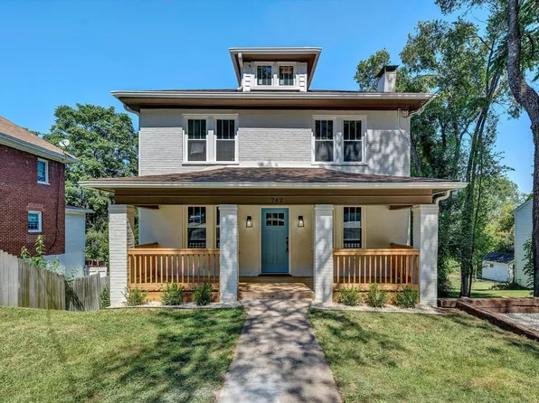 742 Riverland Rd SE, Roanoke, VA 24014
