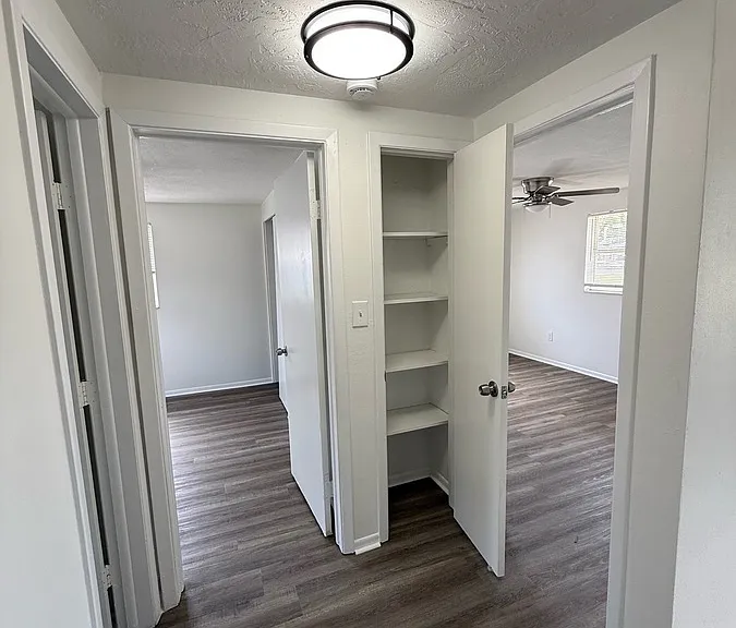5020 Vickers Dr — Photo 21