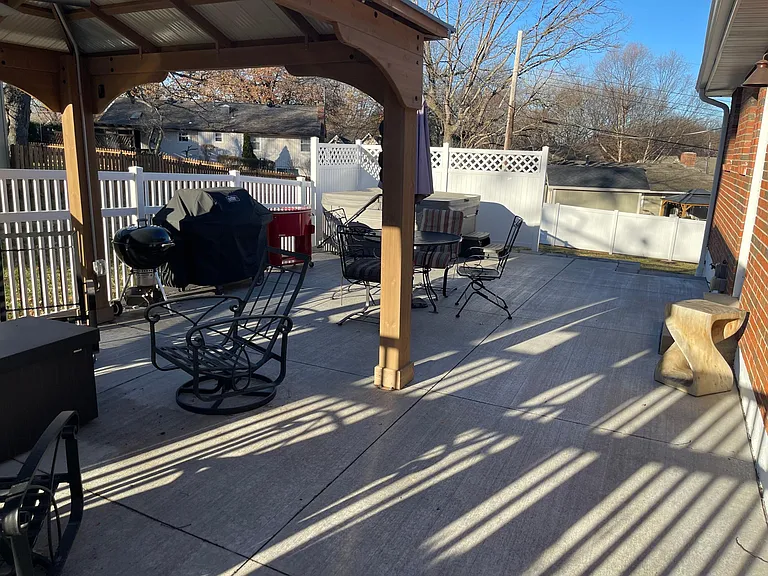 24 NE Normandy Ln — Photo 26