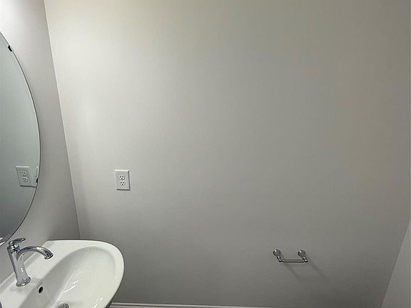 3rd image of 2217 Gladwyne Pl