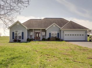 146 Monks Rd, Fayetteville, TN 37334