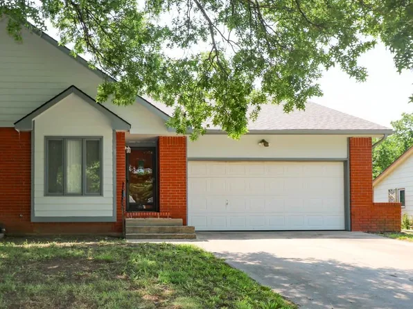 727 E Lisa Ln, Mulvane, KS 67110
