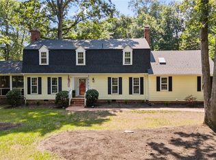 2210 Kings Lynn Rd, Midlothian, VA 23113