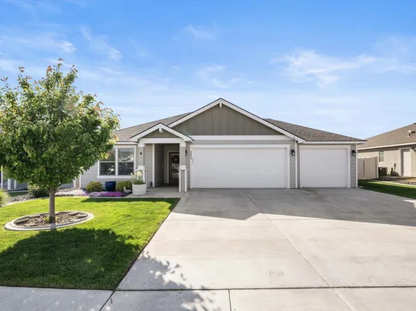 4322 Chilcotin Ln, Pasco, WA 99301