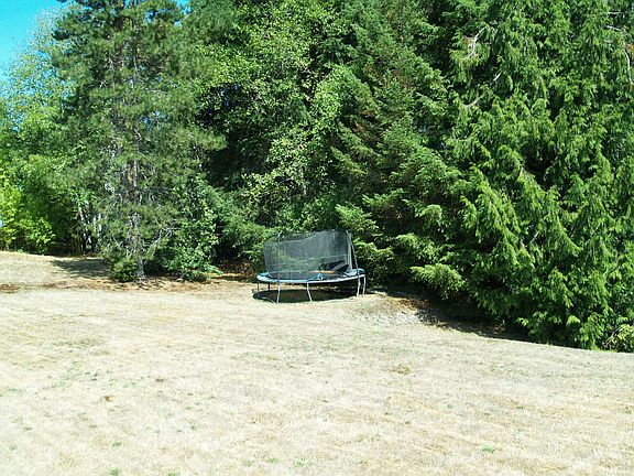 4th image of 10927 Hillsboro Dr NW