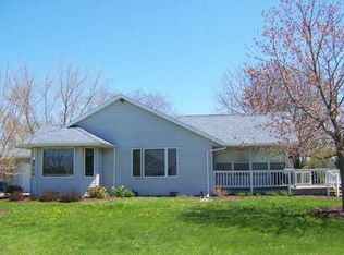 1543 Pennsylvania St, Sturgeon Bay, WI 54235