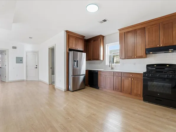 260 S 10th St, Newark, NJ