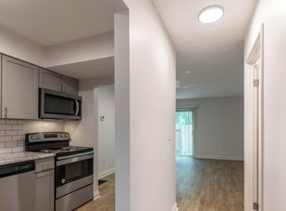 97 Rocky Creek Dr #97, Columbus, OH 43230
