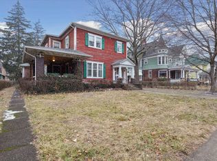 217 S 6th St, Goshen, IN 46528